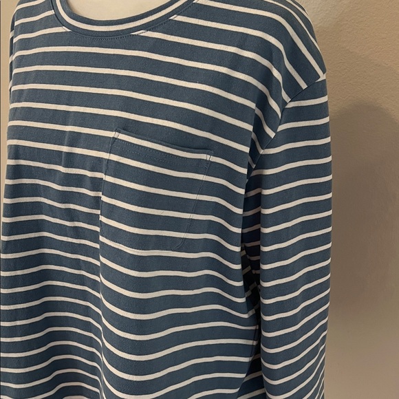 Roolee Linen Stripped Top - Picture 3 of 6